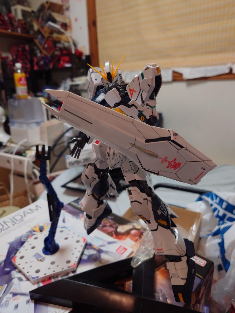 部分筆塗装、光沢トップコートで仕上げました。