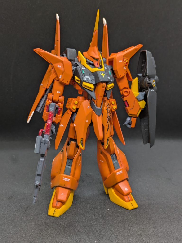 HGUCの初期のキット(No.15)です。塗り分けは結構大変ですがバウを的確に表現してくれている良キットです。