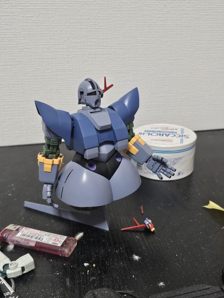 メルカリで格安で完成品を買いました