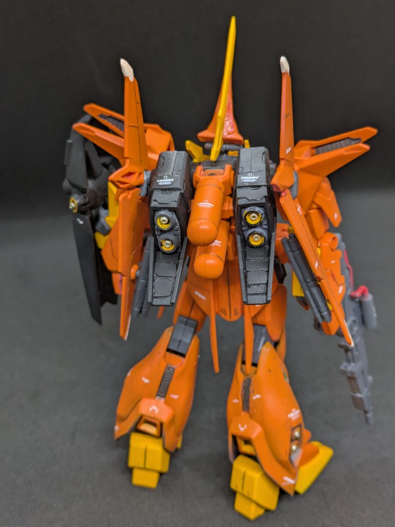 腰が変形の関係上かなり可動に制限があります。動かない?