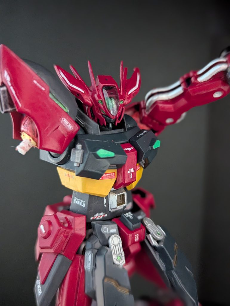 イケメン悪魔フェイスは、原型がファラクトです。両サイドに角のようなパーツをジャンクから選んで貼り付けました。最後までご覧いただきありがとうございました!