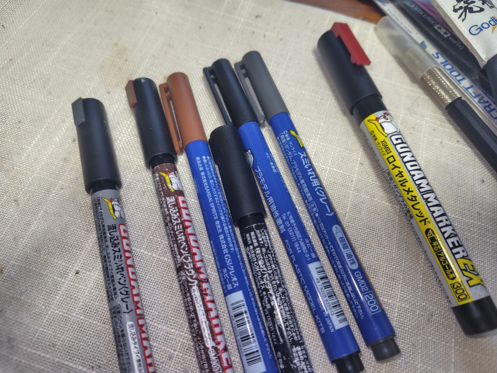 塗装や墨入れには、これだけ使いました💡