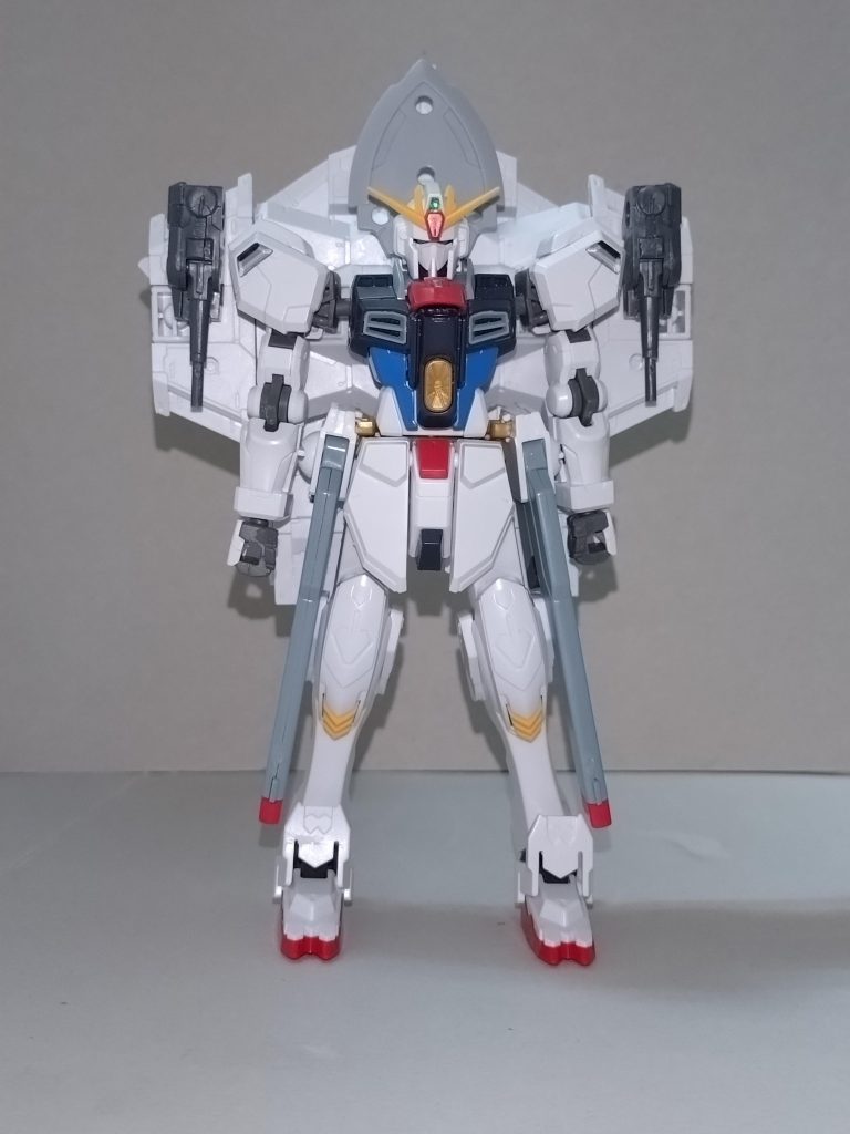 【概要】ZGMF/A-206S2 ガンダムバルバトスフリーダムブレイクPastel*palettesのベース担当・白鷺千聖が過日に制作したガンプラ「ガンダムバルバトスブレイク」は、鉄血系ガンプラを可変機にアレンジするという、思い切った改造(実態は異世界ガンプラのパーツを用いた組み替え)の産物ではあるものの、いかんせん鉄血系ガンプラ特有の「腹部フレームがむき出しであること」に起因する防御力の低さが問題になっており、同じパスパレメンバーかつ、花咲川女子学園OGでもある丸山 彩は、「そのうちバトル中に圧壊するのでは?」と強い懸念を示していた。