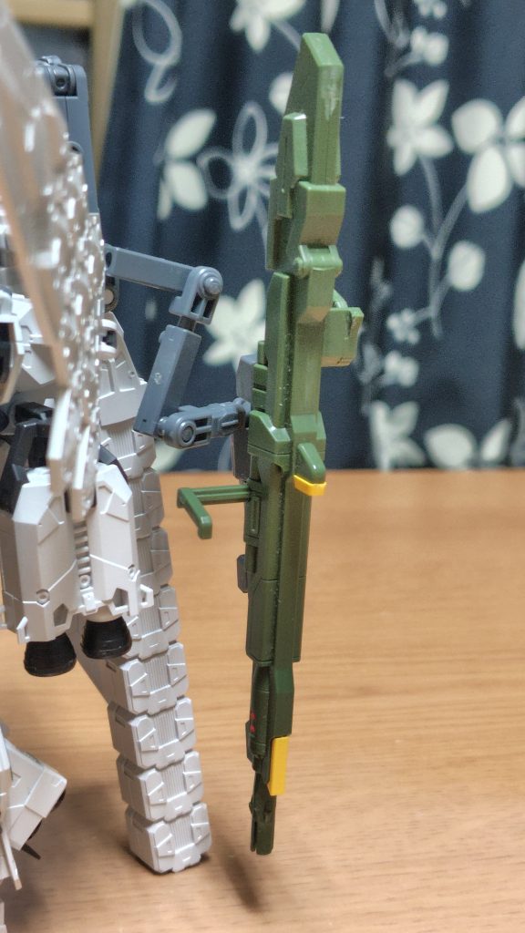 アグニのアーム接続部はボールデンアームズの丸ジョイントと噛み合います。