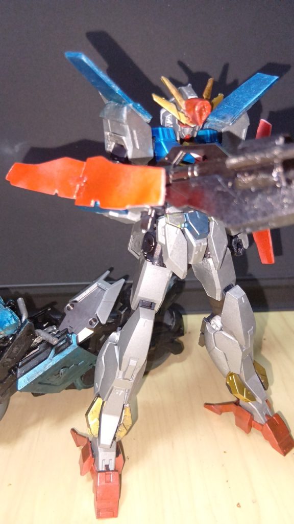 お次はコアダブルゼータ、コアゼータにダブルゼータアーマーを装着した姿、ベースはジュピターヴアーマーにプラバンを接着、しっかりとアーマーにもできます