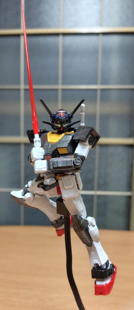 同じく稼働難有りましたが、ビームサーベル両手持ち構えが出来ました。