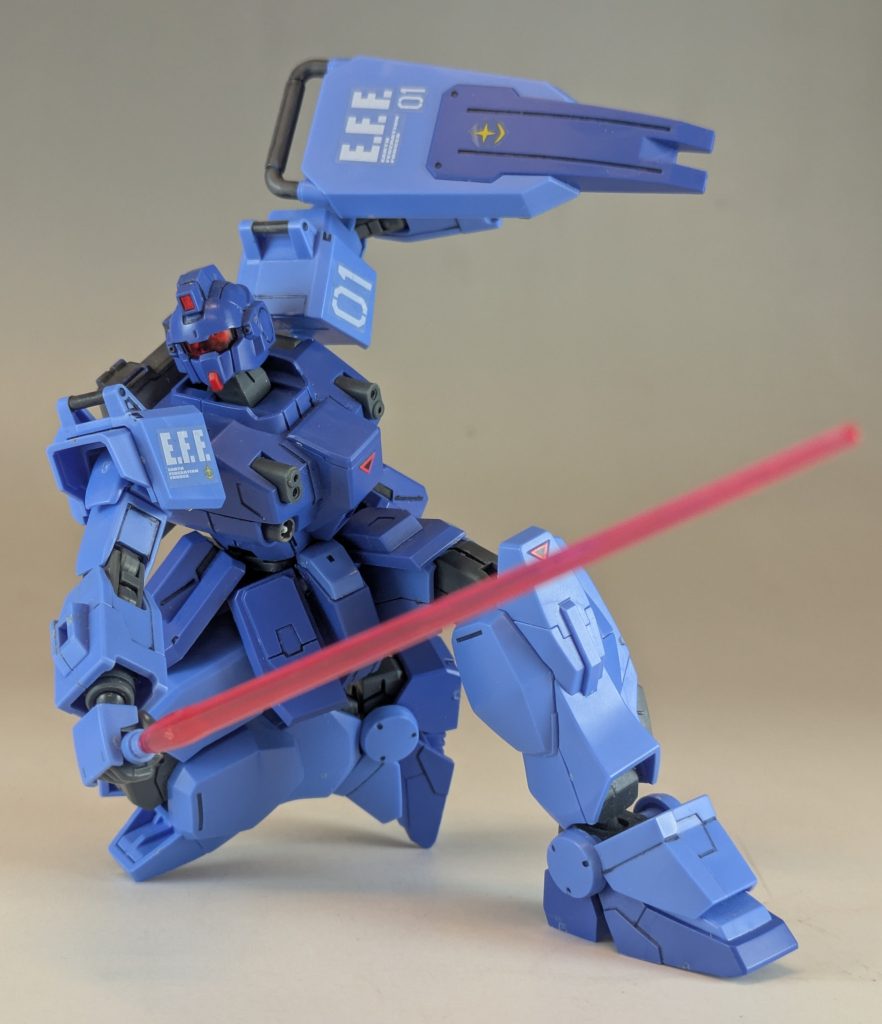 撮影している時も時折ギラっと光る丸目のカメラアイに思わずゾワッとしながら撮ってました、本当に怖くてカッコいい機体