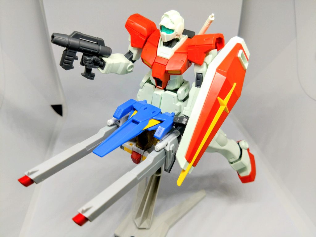 HG載せた状態 ブンドドするの楽しいれす(´^q^`)