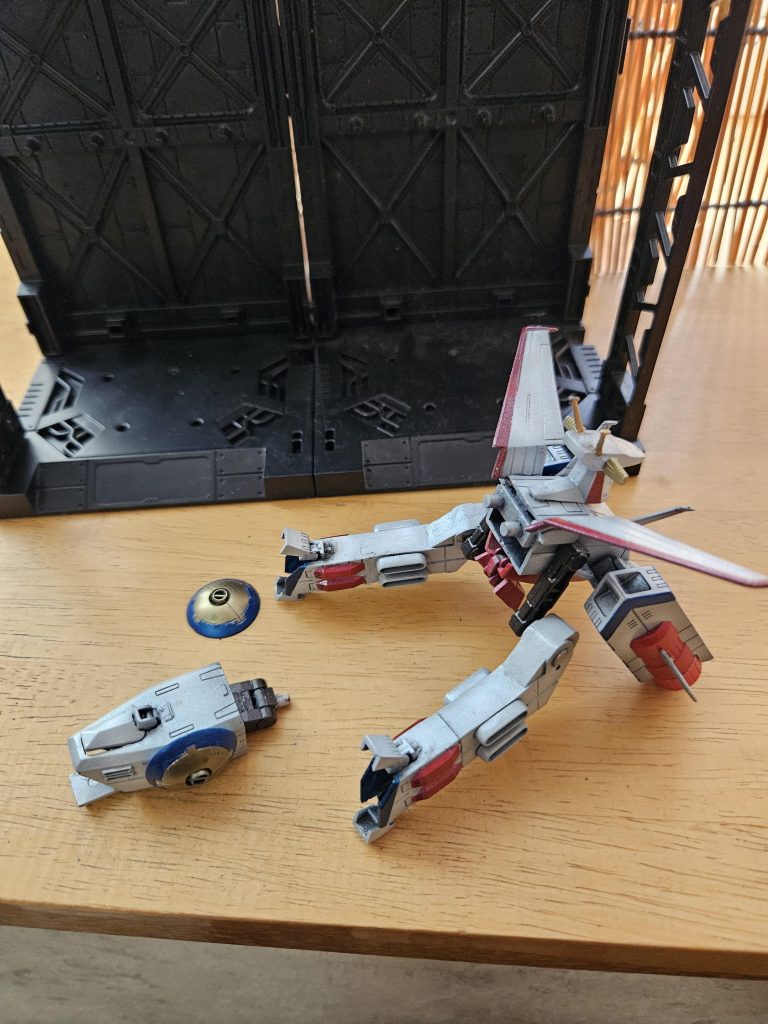 分解丸はマグネットで固定します