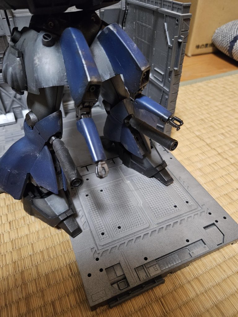 サブアームも装備されているのである程度の接近戦にも対応できる