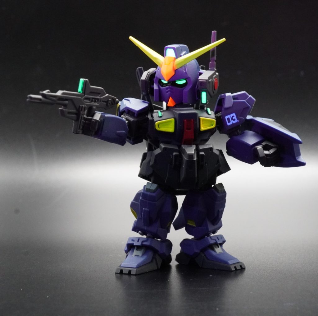 各センサー部は、蛍光グリーンで塗装。ブラックライトで発光します。