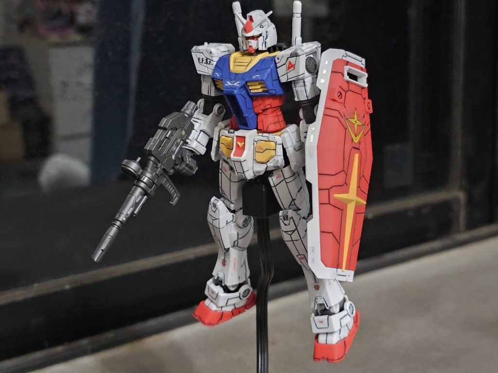 所々余ってたデカールとマーキングシールをぺたぺたしました。