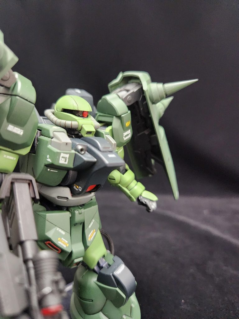 ザクⅡ改–2枚目/制作者：daisu