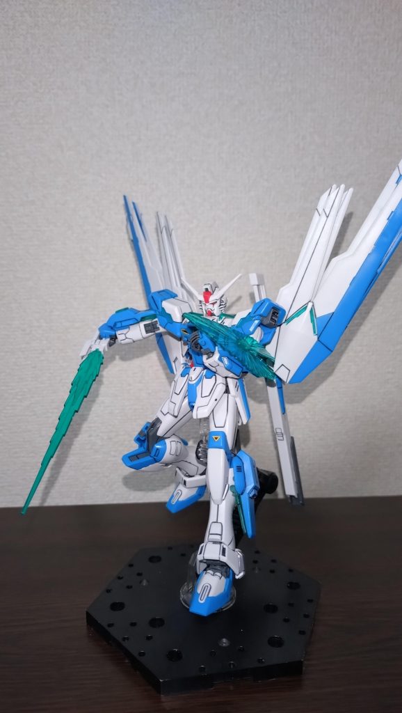 クリアパーツの色がユニコーンの覚醒のクリアパーツの色に近いかも