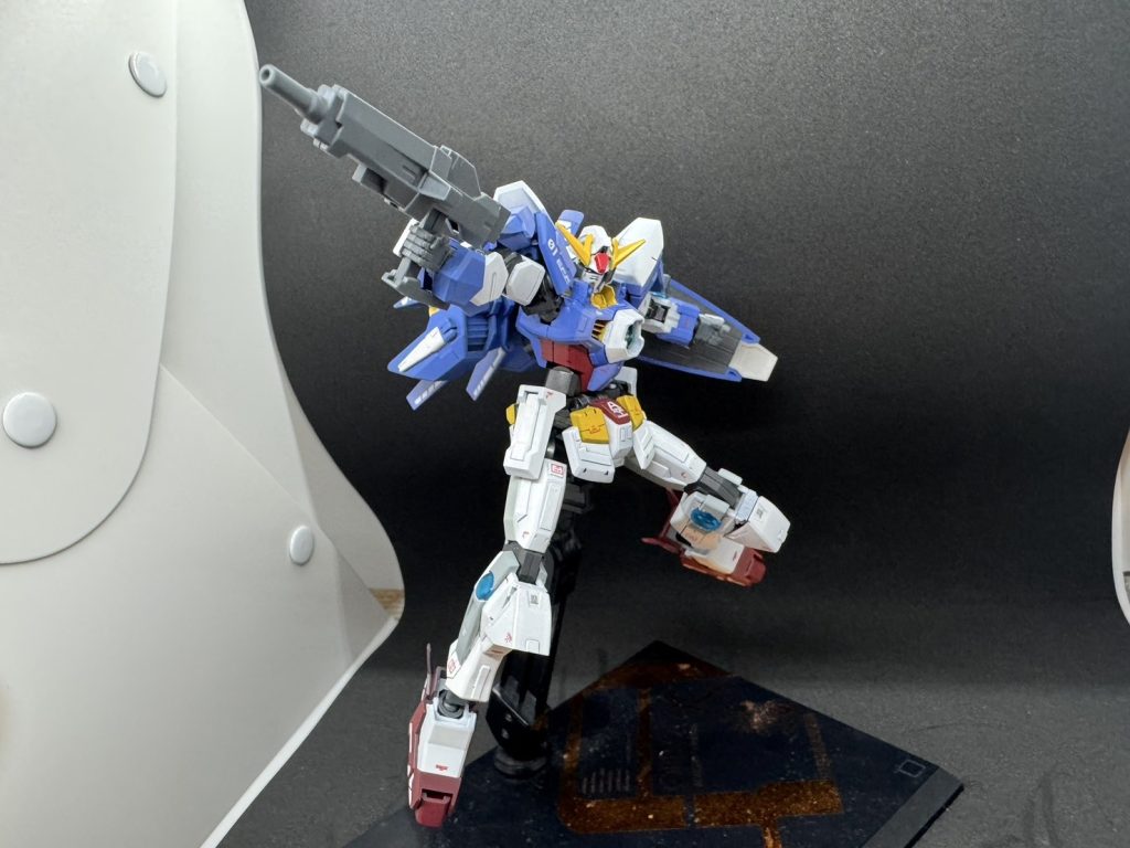 ガンダムAGE-1 ルミナス–4枚目/制作者：星震(ゾディアック)