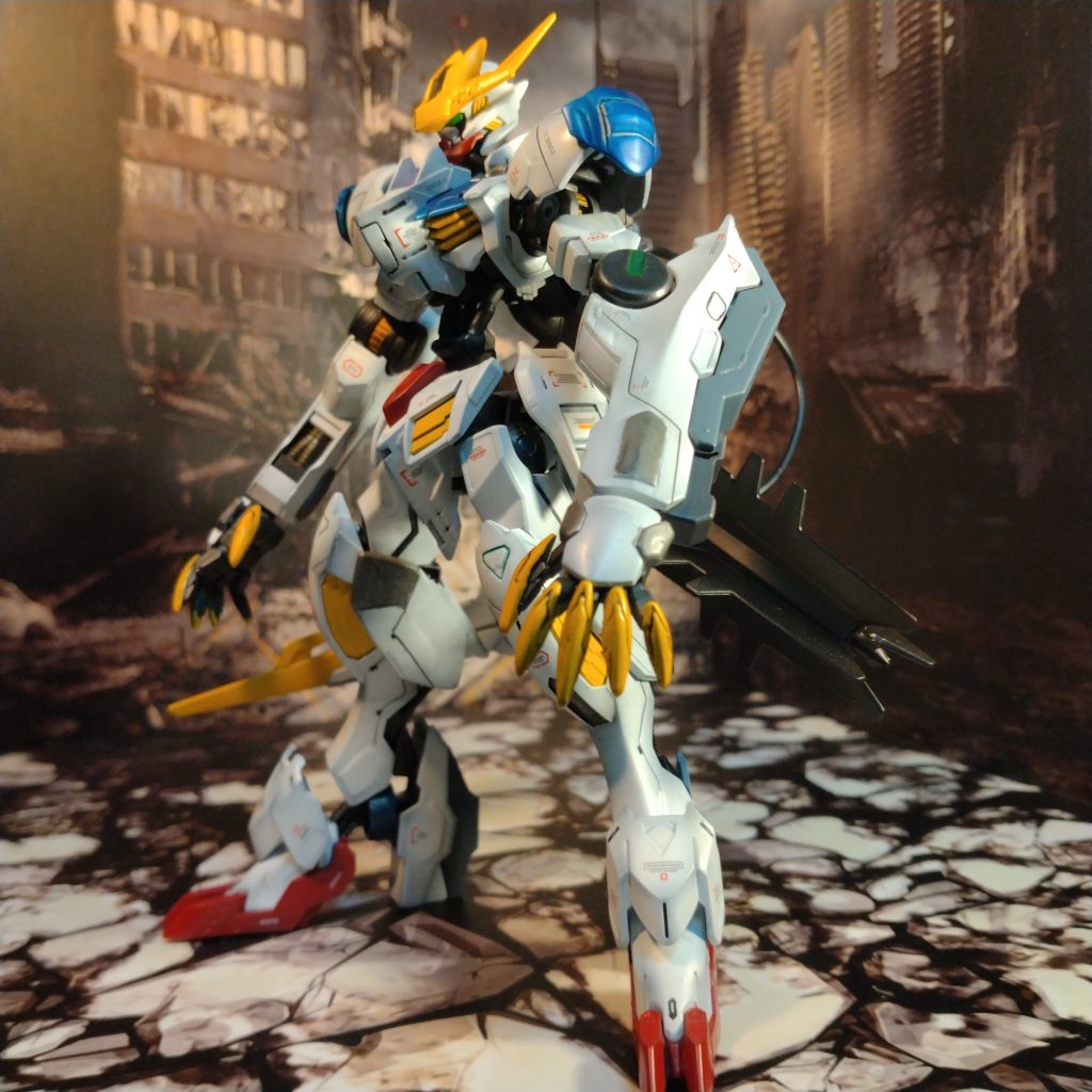 HGバルバトスルプスレクスでした!この流れだと次はグシオンリベイクかなぁと思ってますが!ヴァル・ヴァロを鏡面仕上げしたいなぁとも考えてまして!まぁちょっとゆっくり思案しようと思います!😄最後まで見てくれた方有難う御座います!😀