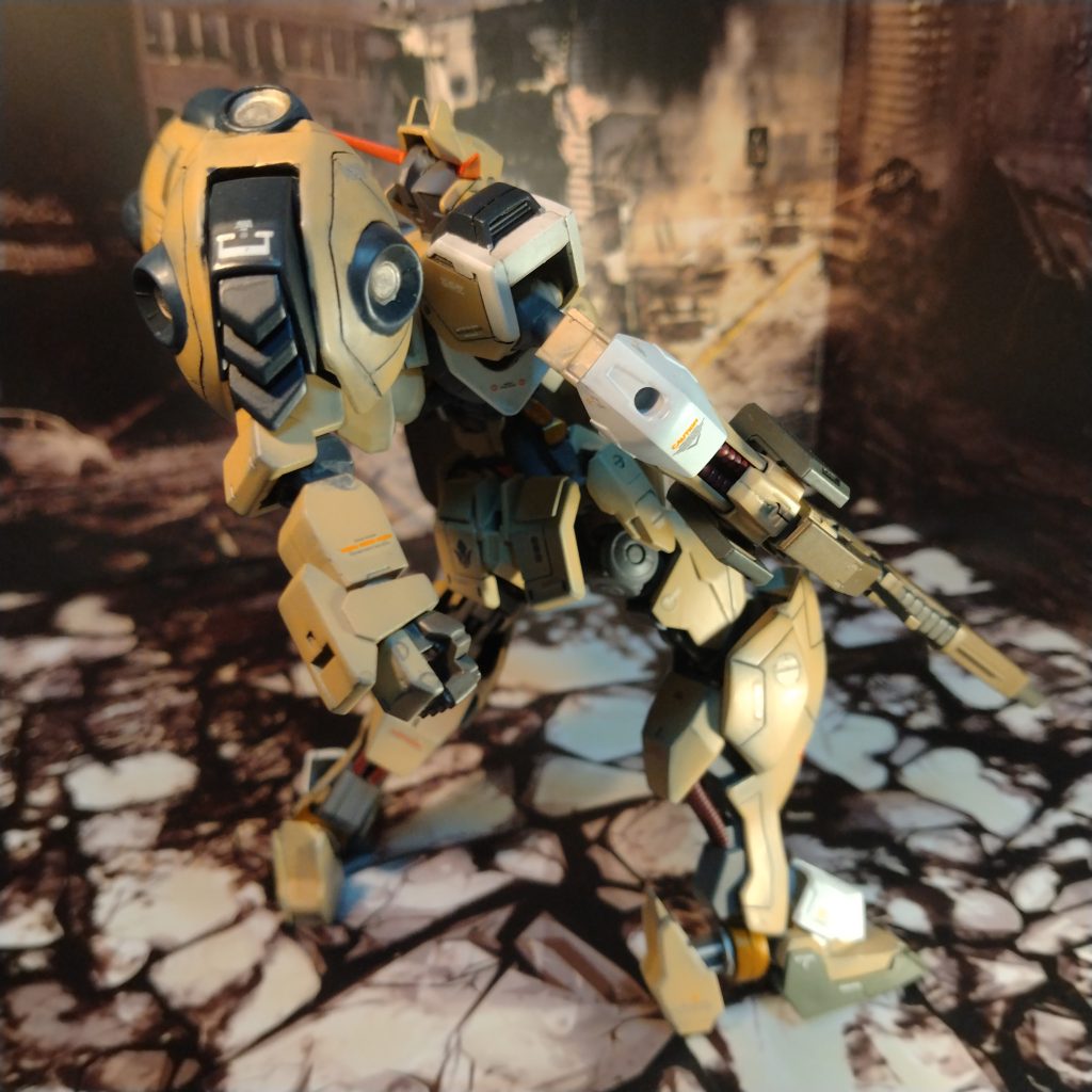 隠し腕出してますが!武器セット買うの忘れてました!😅