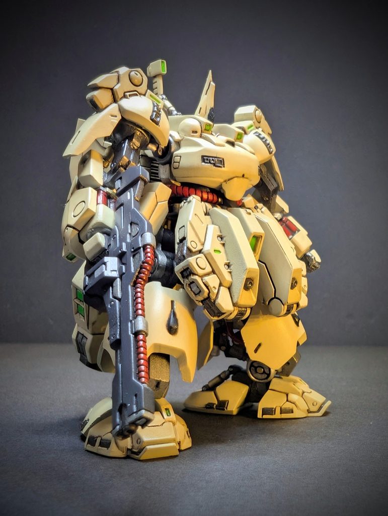 う〜んやっぱり宇宙戦用に見えないなぁ