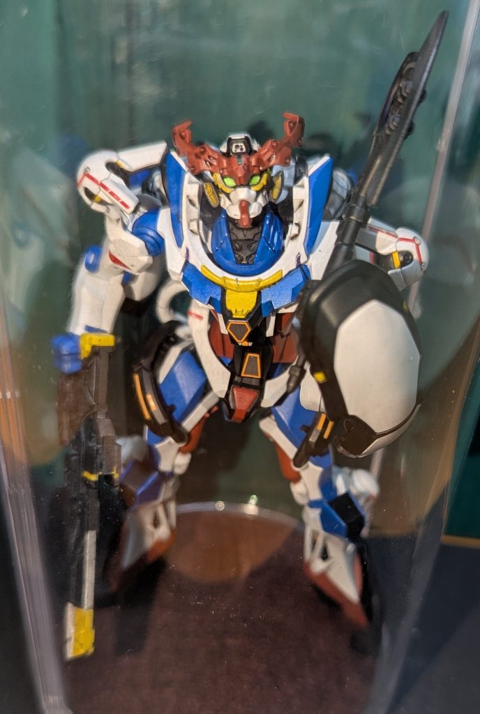 最近はダイソーのケースに入れてます。なかなかいい感じになります