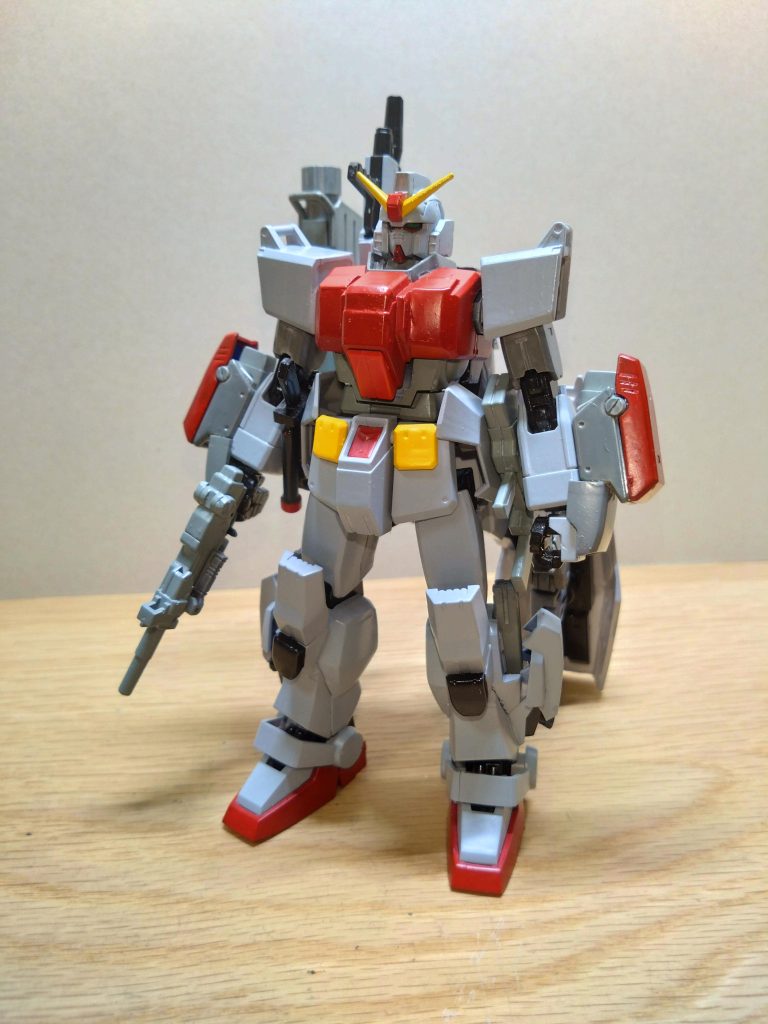 様々なテストを兼ねている、ということで武装もユニコーン系列に無理矢理繋げるためにマシンガン用のマガジンを装着したり、ツインビームスピアを製作してみたりと色々しました