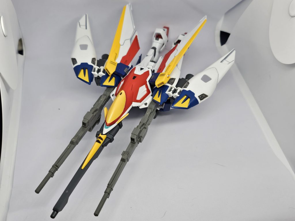 ネオバード形態寝そべり変形してもいい感じ