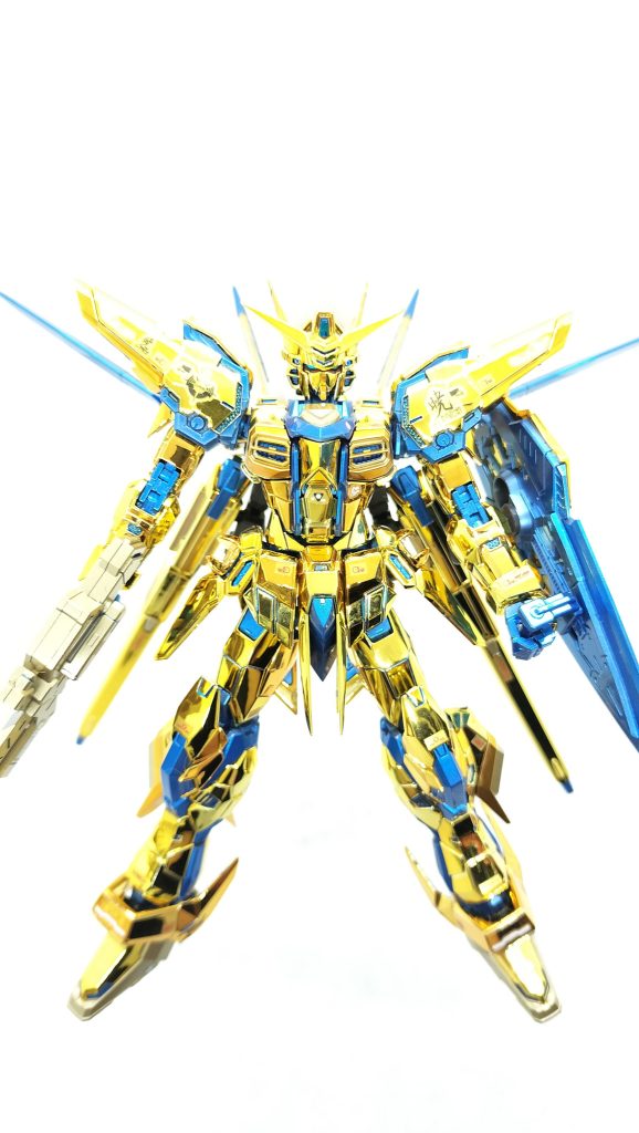 アカツキガンダム（オオワシ装備）–2枚目/制作者：かえる