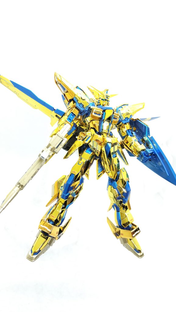 アカツキガンダム（オオワシ装備）–3枚目/制作者：かえる