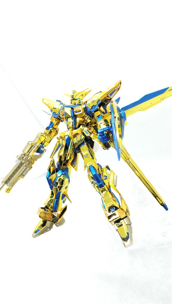 アカツキガンダム（オオワシ装備）–4枚目/制作者：かえる