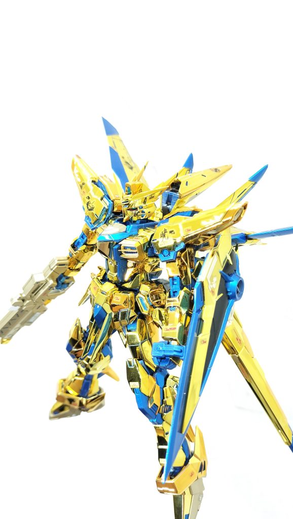 アカツキガンダム（オオワシ装備）–6枚目/制作者：かえる