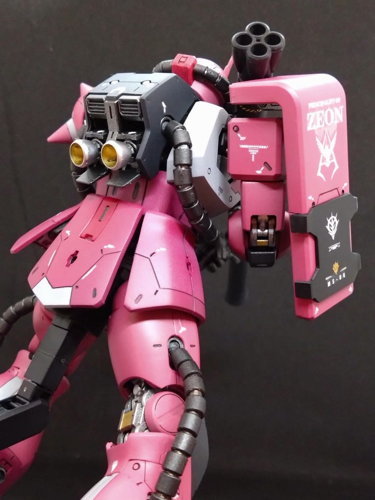 シールドにはプラ版で装甲追加。