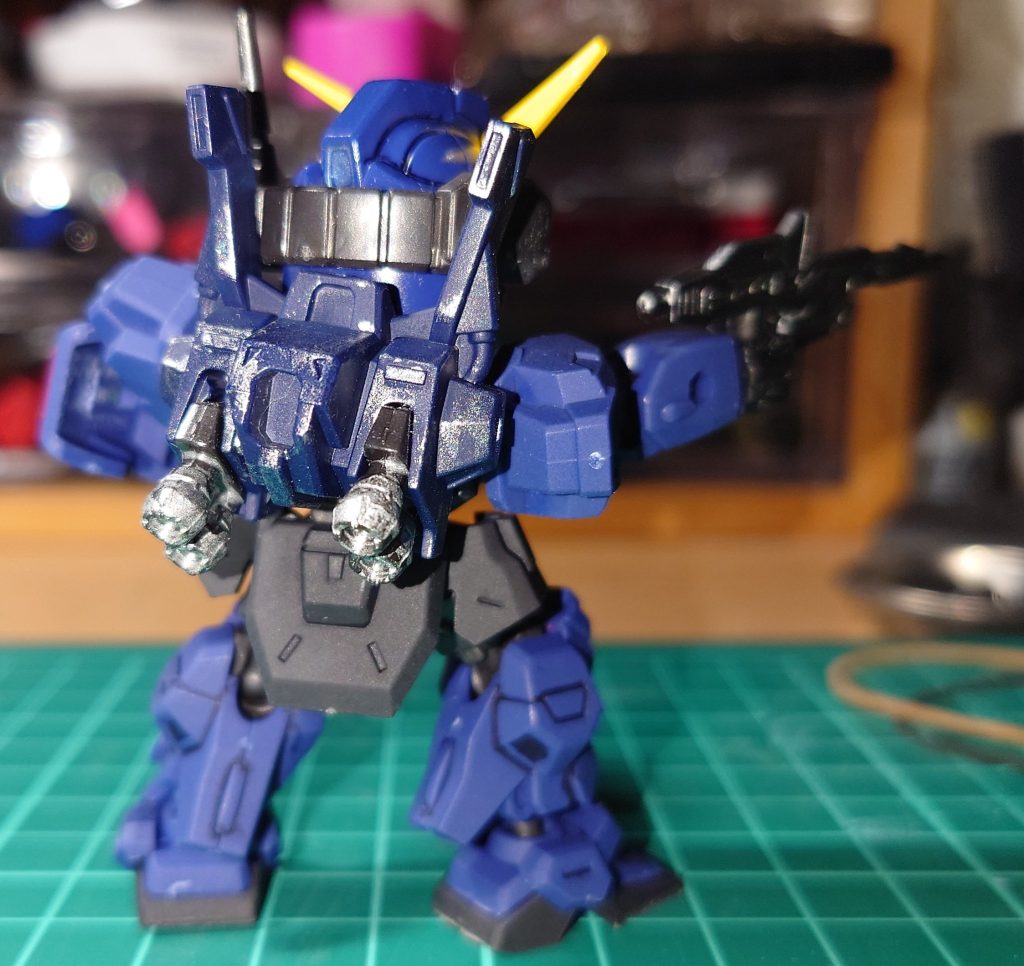 バーニアが別パーツなのがいいですね　白いマークⅡはスーパーガンダムになってますので、余ったバックパックなどをこちらに付けました