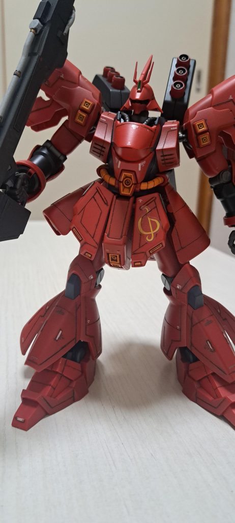 大きくて面積広いのでついついスジ彫り。ところどころボソボソ。綺麗に彫るのも大変だし、デザインも大変。