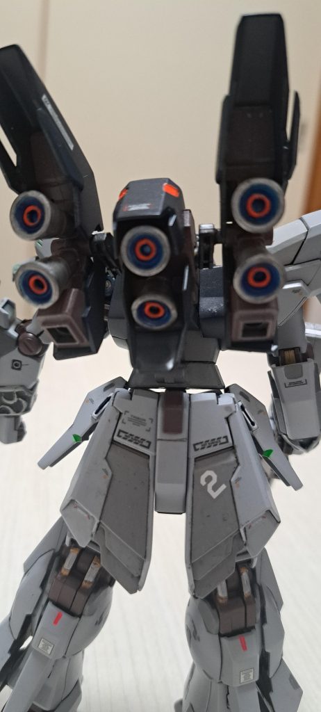 おじさん頑張って塗り分けましたよ。もうショボショボ。