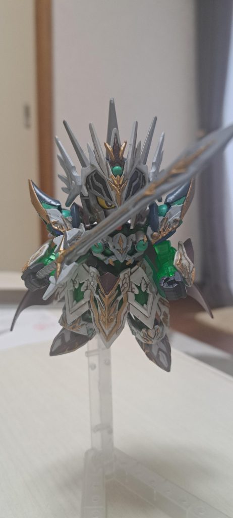 塗装や接着の乾燥待ちにも何かやろうと思って手軽に作ろうと思ったのですが、せっかくだから細い塗装頑張ろうと部分塗装でつや消し仕上げてます。