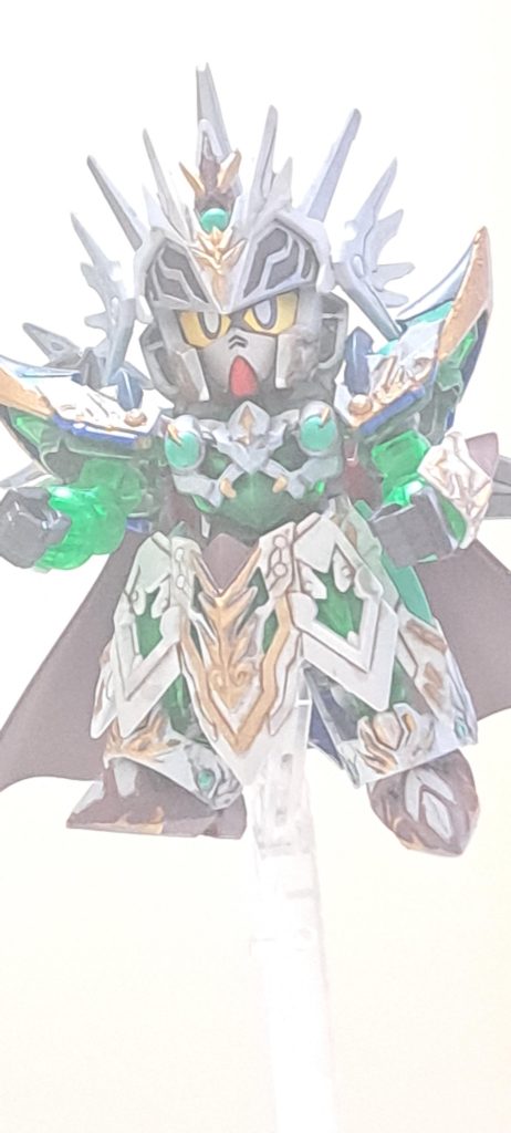 こうやって遠目で見ると良く見える気がします。外でスプレーしてそれでも玄関で乾かそうとした瞬間、換気扇。そんなに臭うかぁ?じゃあタバコで臭いを上書きしてやるっ。