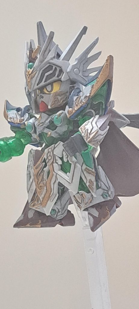 可動はどうしてもいつも作るHGに比べたら仕方ないですけど、このサイズ、値段がお財布と置場に優しい。SDもまた修行を重ねます。またまたご覧頂きありがとうございました。