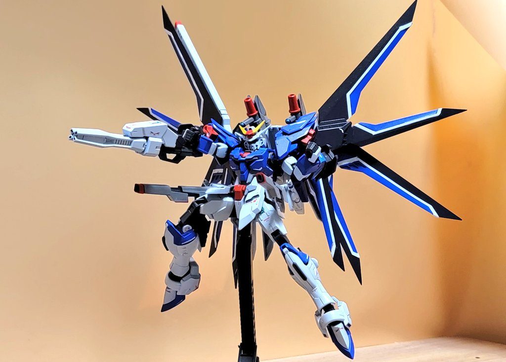 リライジングフリーダムガンダム–2枚目/制作者：統覇已叶