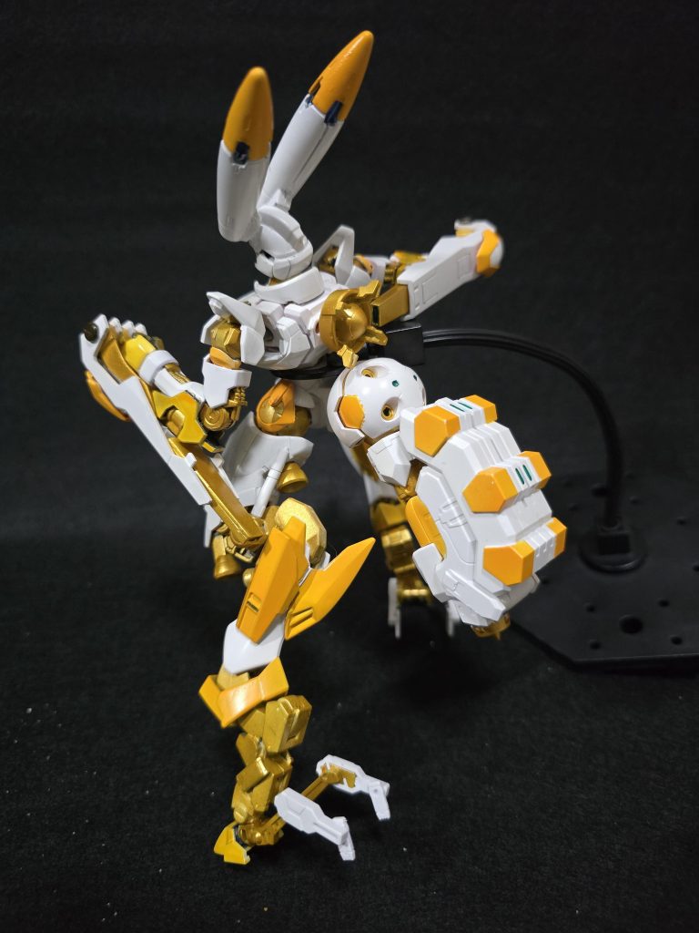 獣っぽいMSには、やはり尻尾が必要だと思います。テールブースターは通常時はブースターとして、 