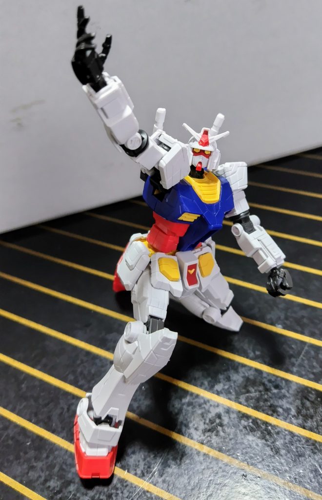 パビリオンに展示されている時のオジキの手首はこちらに付いています。