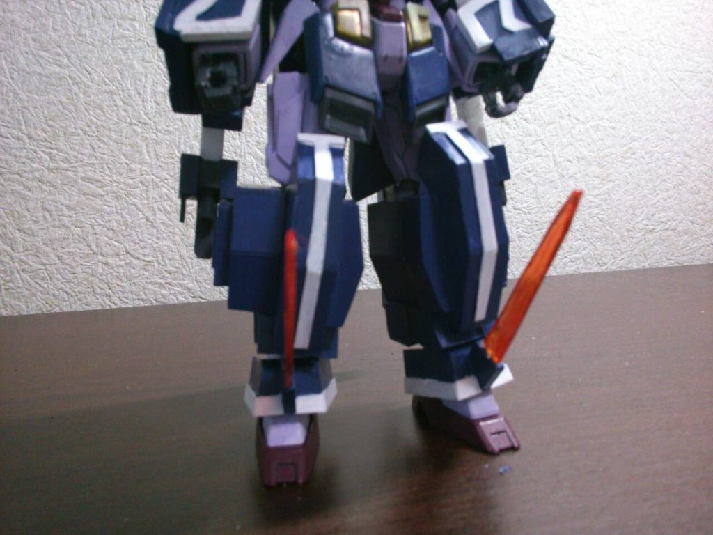 こんなところにもサーベルが。