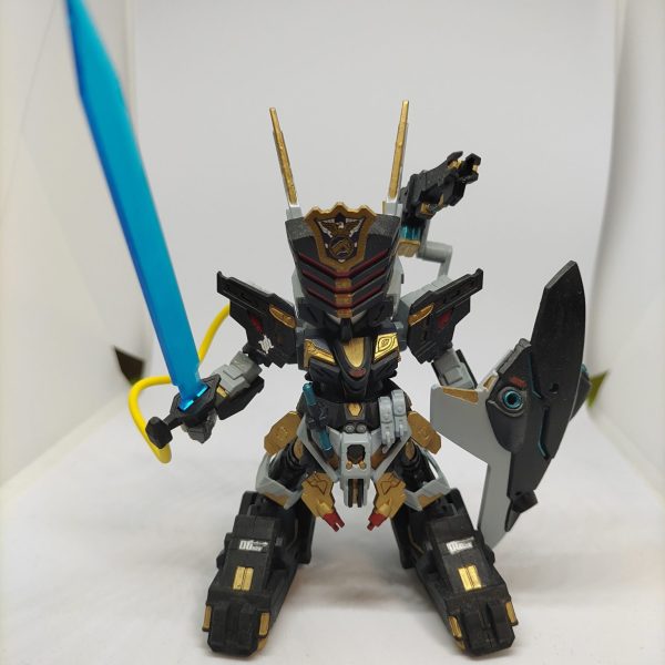 司令隊長　クレーデル指揮官