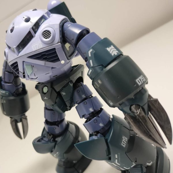赤刃はガンダリウム合金も穿つ