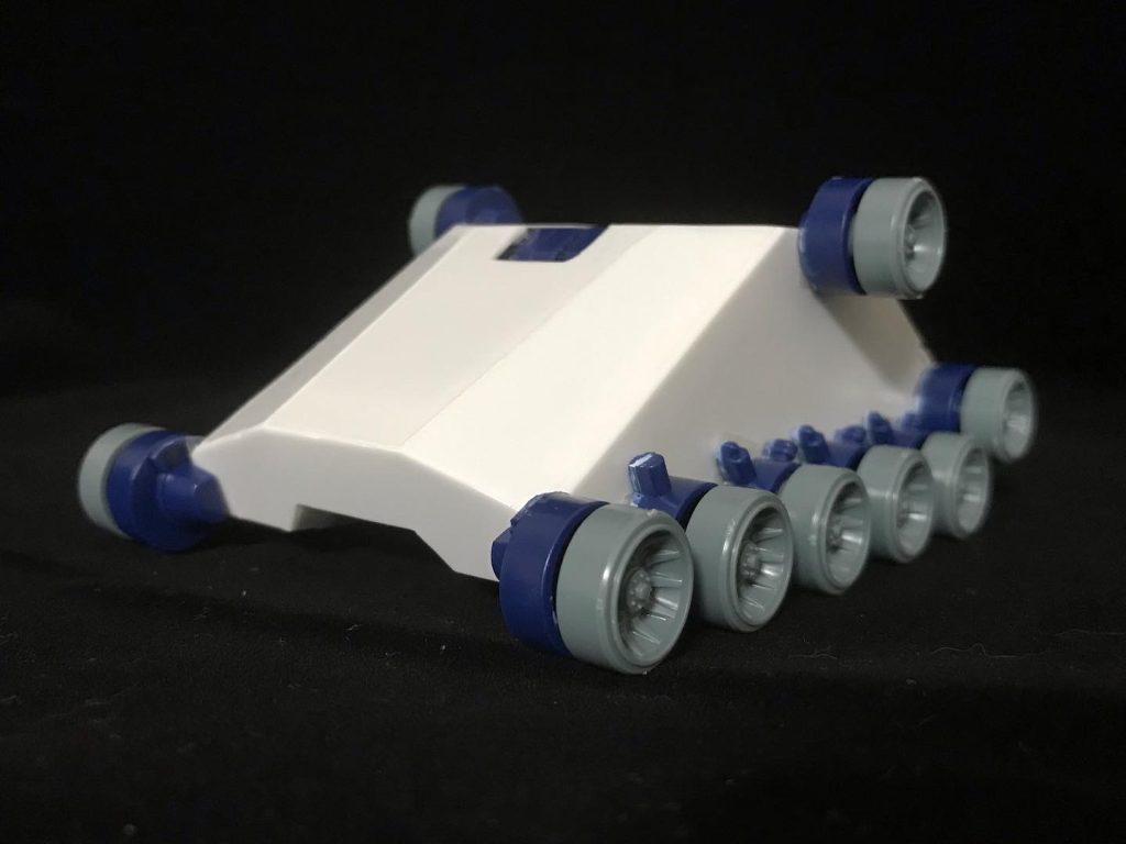 工作です♪転輪の配置は後方へ長く、おにぎり頂点の転輪は低く少し前方に位置させています。たぶん転輪は小径にして、もう一つ追加しなければなりませんねほとんど見えませんからこのままで♪