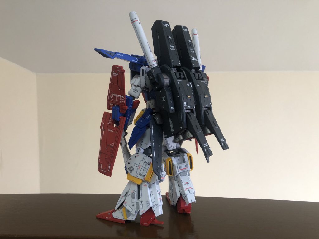 リア周辺拡大すると、プラ板でのアクセントがわかるかと