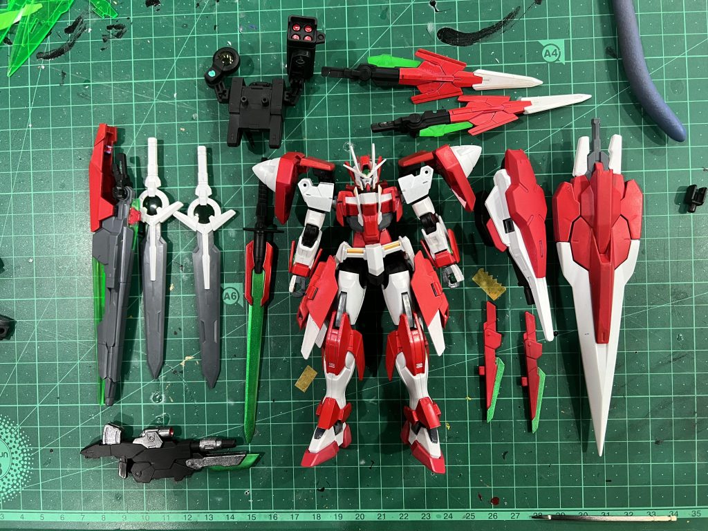 フル装備の外観 近接戦闘が可能で、射撃戦も可能守備性能も最大限に発揮される裝備齊全的外觀，能夠近戰和射擊防守表現最大化Fully equipped appearance. Capable of close combat and shooting. Maximizes defensive capabilities.