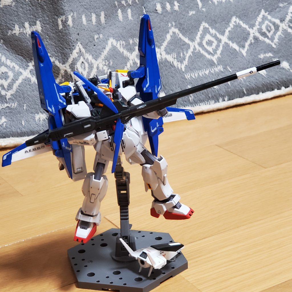 スーパーガンダム–2枚目/制作者：まりあ。