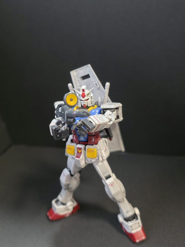 こんなポーズはホビージャパンの改造でしか見たことなかった。