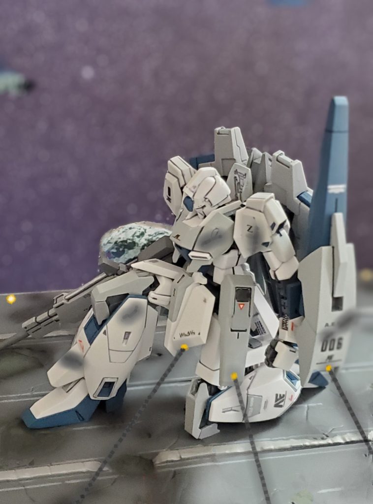 月のアナハイムに向かう中、牽引ロープでカタパルトに固定されたガンダム0号機❕それを艦内エントランスから眺めるクワトロ大尉😎✨あの狂気に満ちたMSとの戦闘から生還したが、改めて状況を整理していた…🤔💦😎(あの時、互いのサイコミュシステムが両機を直接繋ぐ媒体になったのだろう…このZガンダムはNT能力が高ければ高いほど真価を発揮する✨やはりこの機体はNTの素養の高い者が乗るべきだな…🤔)クワトロ大尉は自分の力では今後現れるであろう強力なNTには対抗できないと感じ、Zガンダムを新たなNTカミーユ・ビダンに託そうと考えるのであった…😎✨また、ジャック・ベアード大尉は月面にてブレックス准将と会見🎵正式にエゥーゴの一員となりツバイカウMS部隊長に就任👍️✨この後起こるコンペイトウ内乱戦で活躍する事となるのであった…🌠以上、私の妄想イメージによるZガンダム0号機のエゥーゴ側のラストエピソードでした~😌☘️