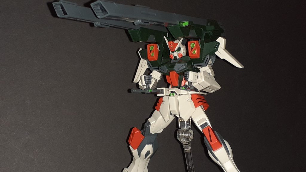 ミーティア使用の都合腰に大物付けれないのは分かるんですが見た目がしょぼい上に腕と腰がほぼ固定されるのでポージングの幅が狭いのが難点。