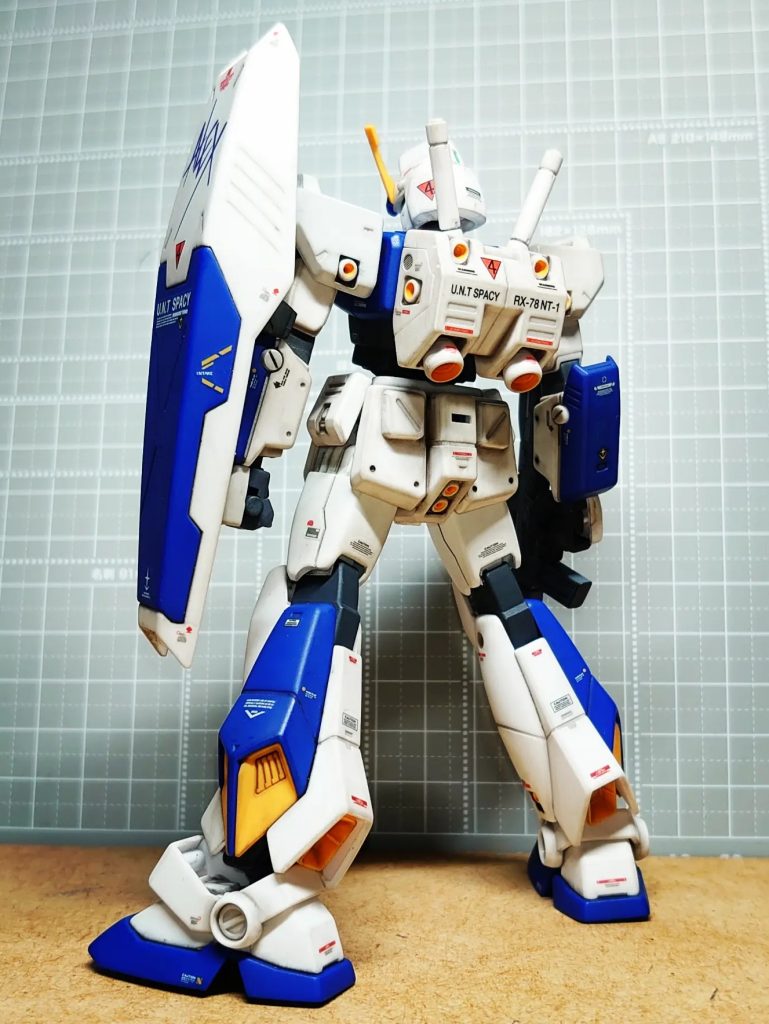 古いキットなので は部分塗装をしています。